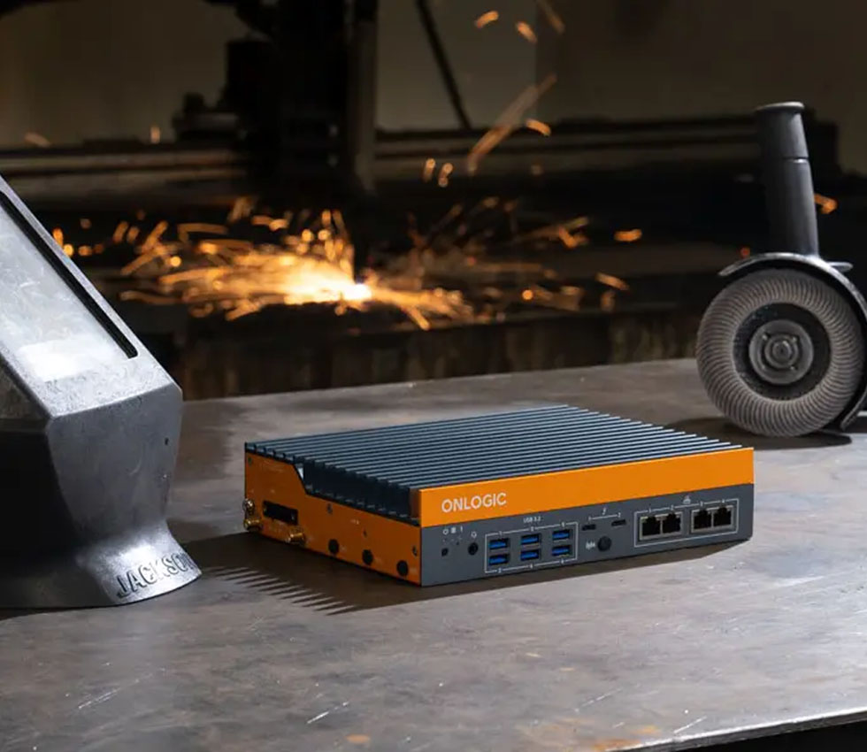 fanless industrial computer